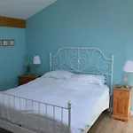 Large 3 Bedroom Cottage Near Ruffec