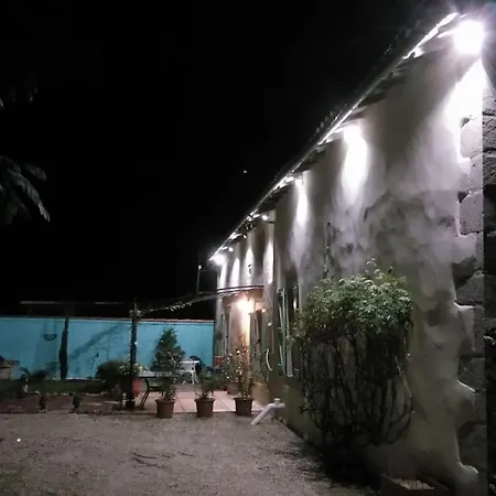 Large 3 Bedroom Near Ruffec